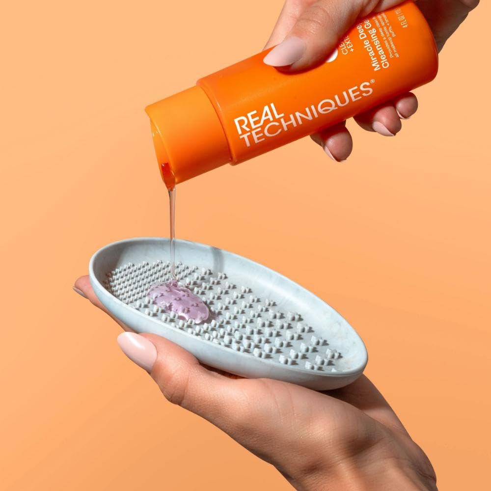 Real Techniques Miracle globinski čistilni gel za čopiče in gobice za ličenje, šampon za čiščenje pripomočkov za ličenje, veganski izdelek brez testiranja na živalih, 118 ml